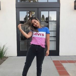 Levi’s color block t-shirt